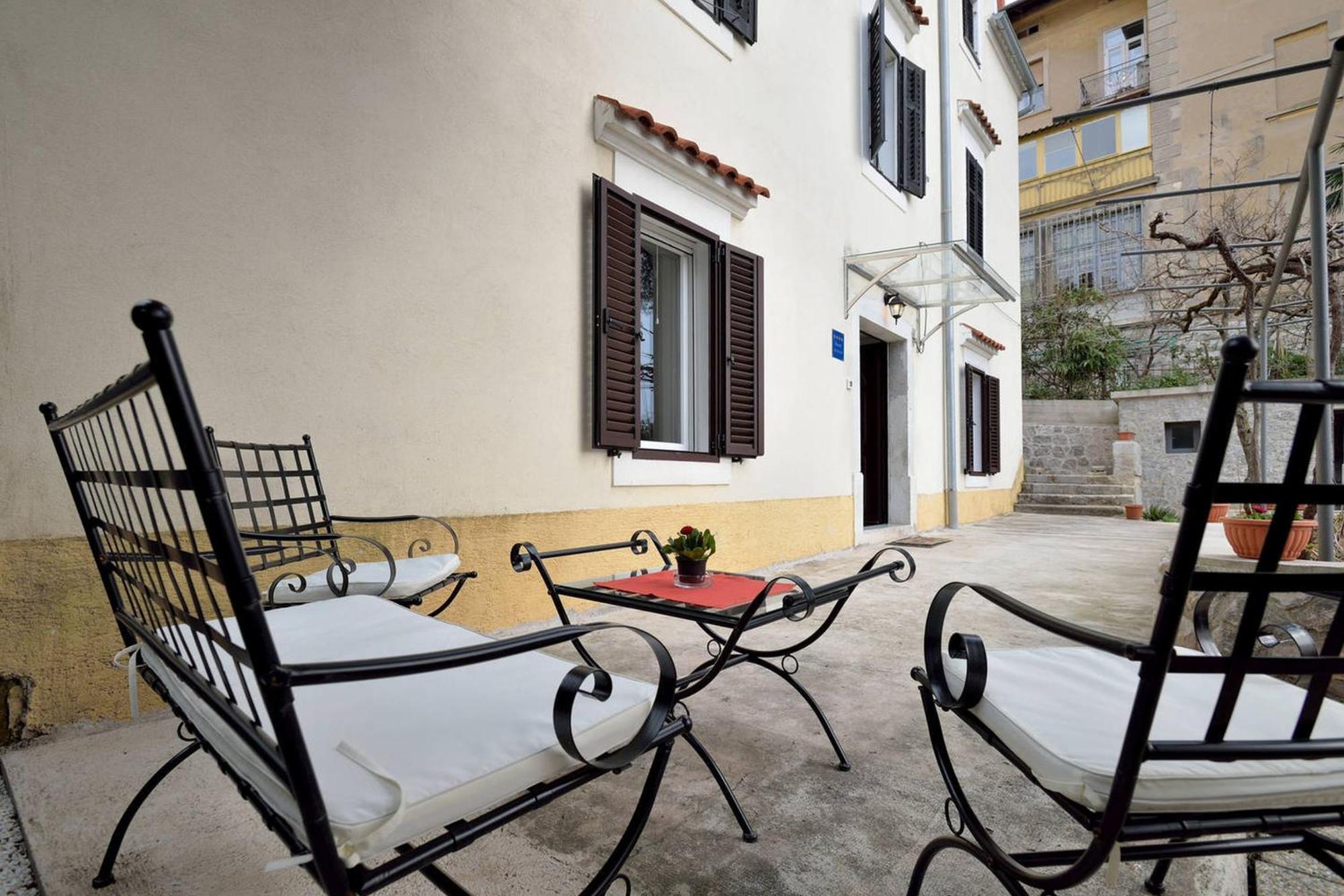 Apartment Opatija Lavanda Экстерьер фото